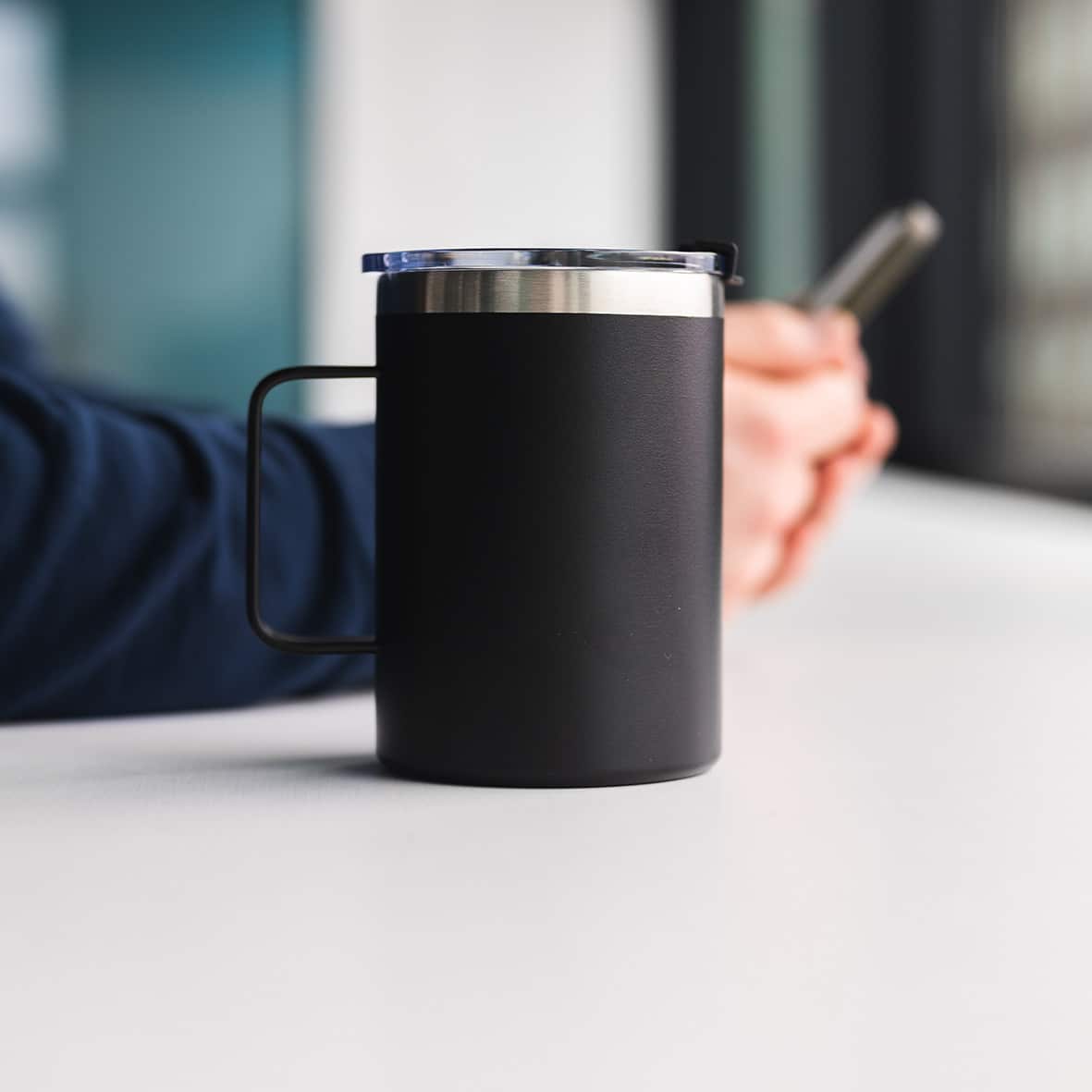 PAL Mug 500ml Lifestyle